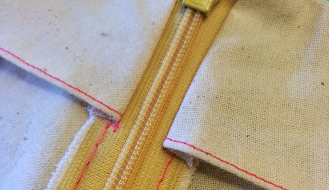 Sewing Technique Classes – Learn how to insert an invisible zipper and attach your zipper to a facing with your sewing machine.